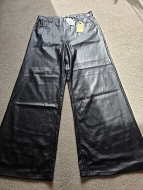 NWT Vibrant MIU Plus Size 2X Faux Leather Wide Leg Pants High Rise 31" Inseam